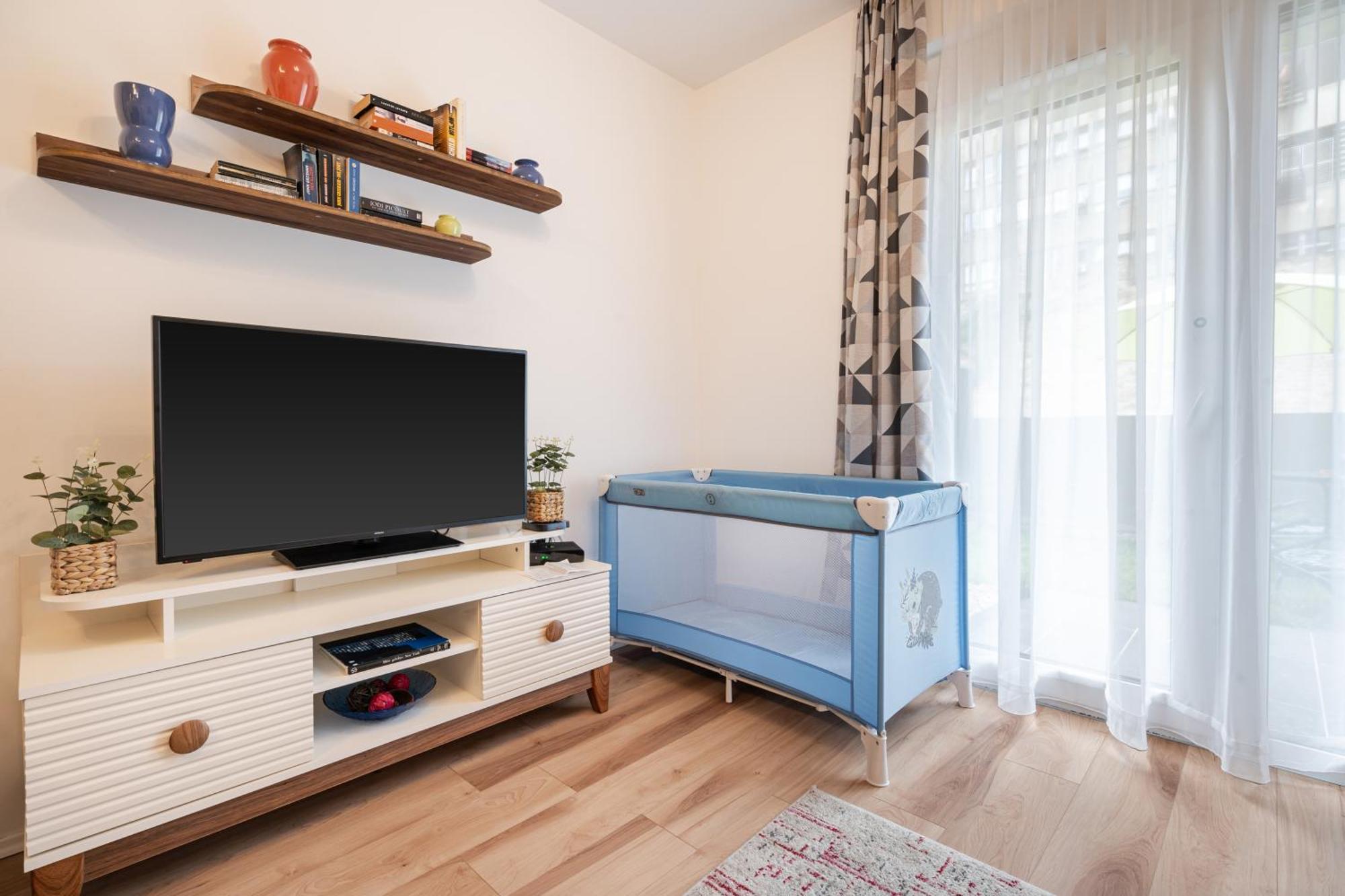 Peter Apartment With Terrace Budapest Eksteriør bilde