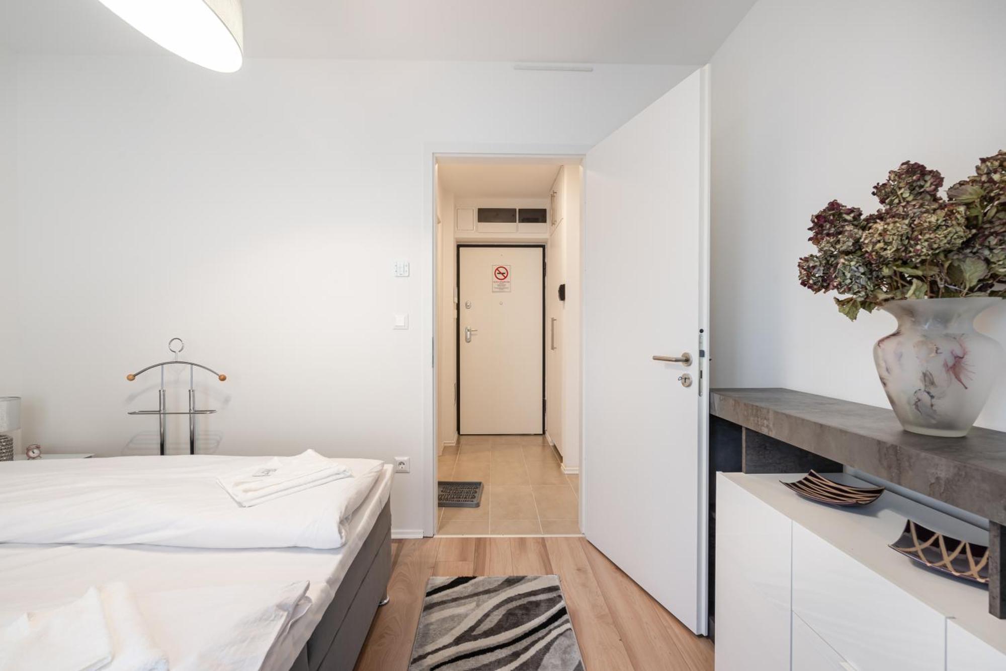 Peter Apartment With Terrace Budapest Eksteriør bilde